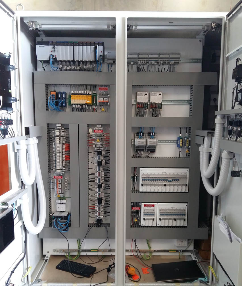 EAS1 control cabinet internal system